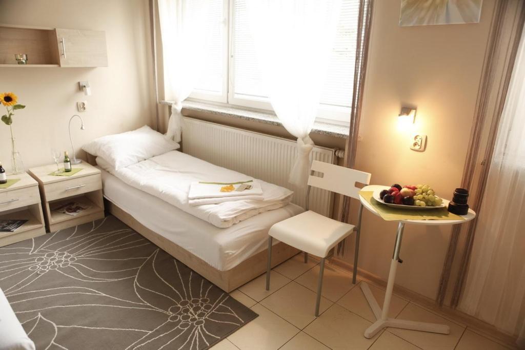 Standard Delegacyjny Bed & Breakfast Dąbrowa Górnicza エクステリア 写真